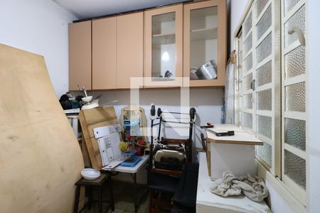 Casa à venda com 266m², 3 quartos e 4 vagasQuarto de Serviço