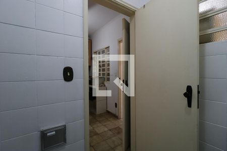 Casa à venda com 266m², 3 quartos e 4 vagasBanheiro de Serviço