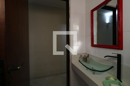 Casa à venda com 266m², 3 quartos e 4 vagasLavabo