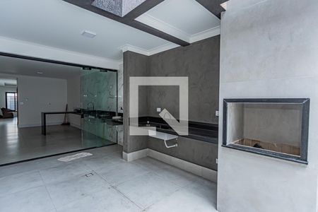 Casa para alugar com 160m², 3 quartos e 2 vagas Casa para alugar com 160m², 3 quartos e 2 vagasÁrea de serviço, churrasqueira e quintal