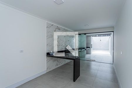 Casa para alugar com 160m², 3 quartos e 2 vagas Casa para alugar com 160m², 3 quartos e 2 vagasCozinha