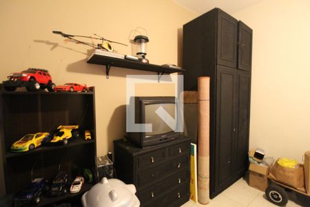 Casa de condomínio à venda com 100m², 3 quartos e 2 vagasQuarto 2