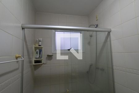 Casa de condomínio à venda com 100m², 3 quartos e 2 vagasBanheiro do hall