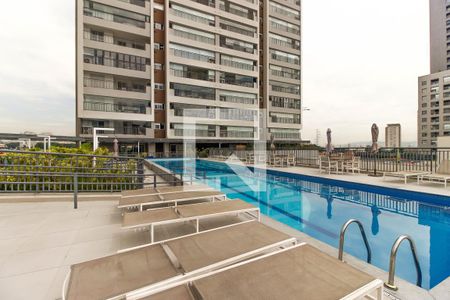 Apartamento à venda com 81m², 3 quartos e 2 vagas Apartamento à venda com 81m², 3 quartos e 2 vagasÁrea comum - Piscina
