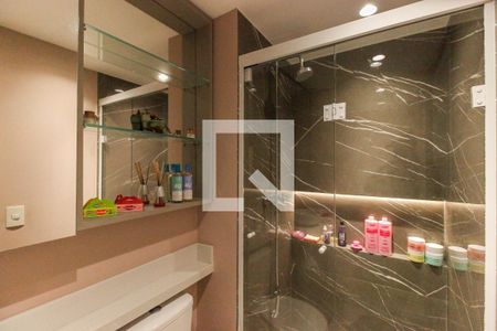 Apartamento à venda com 81m², 3 quartos e 2 vagas Apartamento à venda com 81m², 3 quartos e 2 vagasBanheiro Social