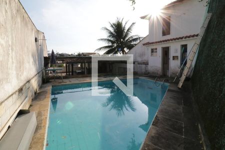 Casa à venda com 157m², 3 quartos e 2 vagasTerraço - Piscina