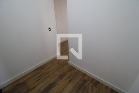 Quarto 1 - Closet de casa para alugar com 4 quartos, 230m² em Parque Peruche, São Paulo