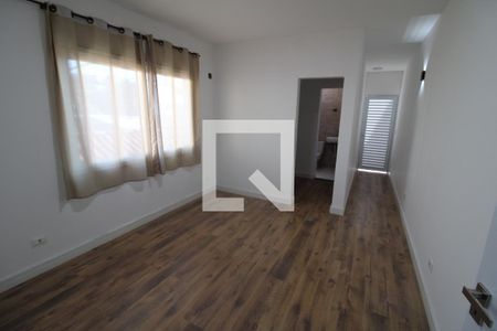 Quarto 1 de casa para alugar com 4 quartos, 230m² em Parque Peruche, São Paulo