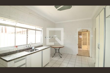 Casa à venda com 150m², 3 quartos e 5 vagasCozinha