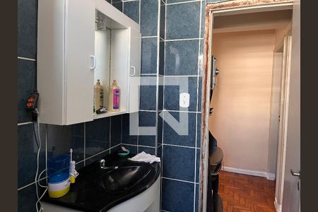 Apartamento à venda com 94m², 2 quartos e sem vagaBanheiro 01
