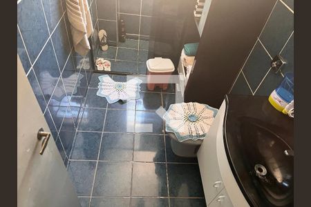 Apartamento à venda com 94m², 2 quartos e sem vagaBanheiro 01