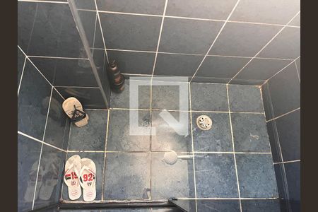 Apartamento à venda com 94m², 2 quartos e sem vagaBanheiro 01