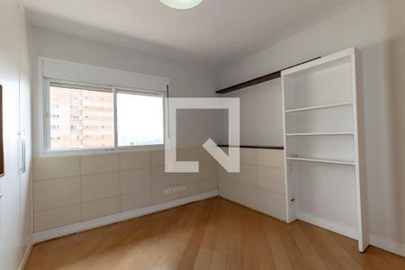 Apartamento à venda com 420m², 3 quartos e 5 vagasQuarto 2