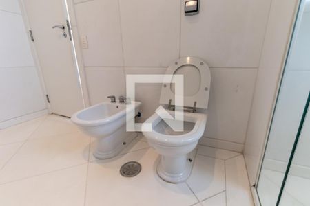 Apartamento à venda com 420m², 3 quartos e 5 vagasBanheiro do Quarto 1
