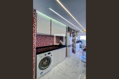 Apartamento à venda com 75m², 3 quartos e 1 vagaÁrea de Serviço