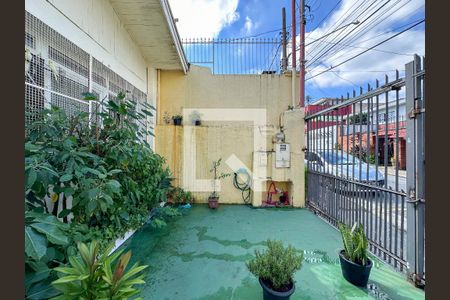 Casa à venda com 225m², 3 quartos e 2 vagasVaranda/Frente