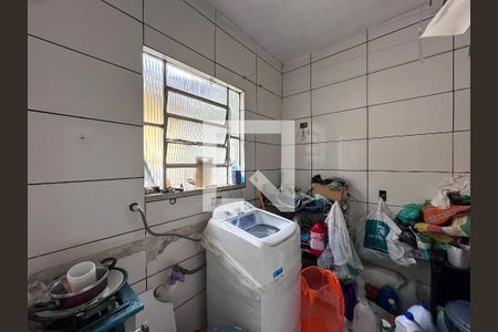 Casa à venda com 225m², 3 quartos e 2 vagasÁrea de Serviço