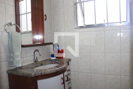 Casa à venda com 112m², 3 quartos e 3 vagasBanheiro 3
