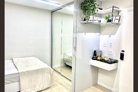 Quarto de apartamento à venda com 1 quarto, 25m² em Sé, São Paulo