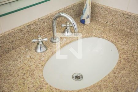 Apartamento à venda com 67m², 2 quartos e 1 vaga Apartamento à venda com 67m², 2 quartos e 1 vagaBanheiro 2