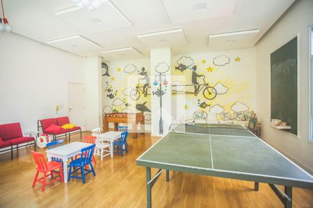 Apartamento à venda com 67m², 2 quartos e 1 vaga Apartamento à venda com 67m², 2 quartos e 1 vagaÁrea comum - Salão de jogos