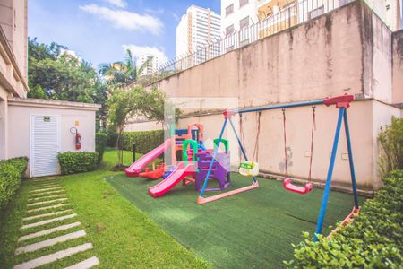 Apartamento à venda com 67m², 2 quartos e 1 vaga Apartamento à venda com 67m², 2 quartos e 1 vagaÁrea Comum - Playground