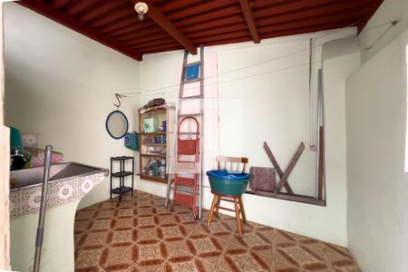 Casa à venda com 200m², 3 quartos e 2 vagas Casa à venda com 200m², 3 quartos e 2 vagasÁrea de serviço