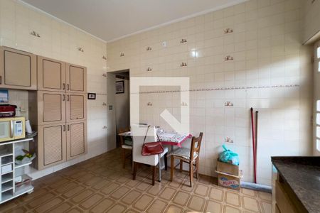 Casa à venda com 200m², 3 quartos e 2 vagas Casa à venda com 200m², 3 quartos e 2 vagasCozinha