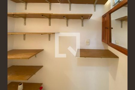 Apartamento à venda com 110m², 3 quartos e 1 vaga Apartamento à venda com 110m², 3 quartos e 1 vagaQuarto de Serviço