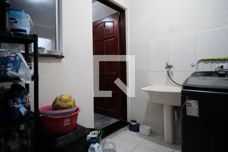 Casa de condomínio à venda com 70m², 2 quartos e 1 vaga Casa de condomínio à venda com 70m², 2 quartos e 1 vagaÁrea de Serviço