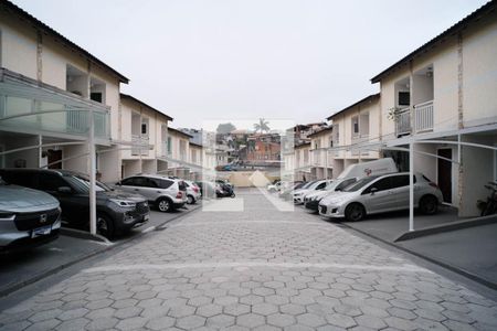 Casa de condomínio à venda com 70m², 2 quartos e 1 vaga Casa de condomínio à venda com 70m², 2 quartos e 1 vagaFachada do bloco