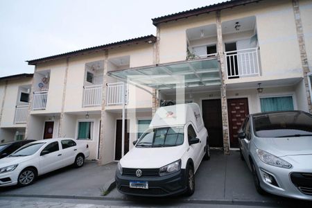 Casa de condomínio à venda com 70m², 2 quartos e 1 vaga Casa de condomínio à venda com 70m², 2 quartos e 1 vagaFachada do bloco