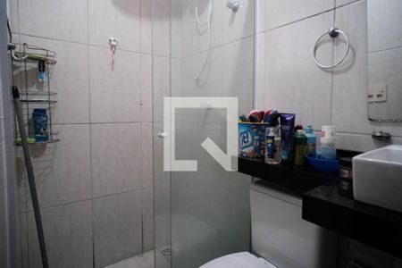 Casa de condomínio à venda com 70m², 2 quartos e 1 vaga Casa de condomínio à venda com 70m², 2 quartos e 1 vagaBanheiro 2