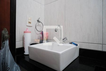 Casa de condomínio à venda com 70m², 2 quartos e 1 vaga Casa de condomínio à venda com 70m², 2 quartos e 1 vagaBanheiro