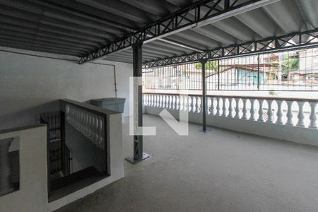 Casa à venda com 368m², 3 quartos e 2 vagasTerraço