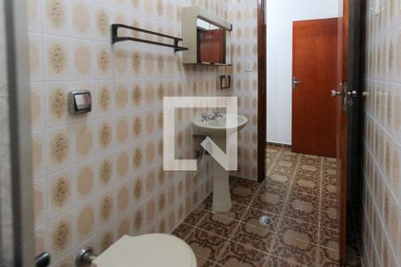 Casa à venda com 368m², 3 quartos e 2 vagasBanheiro