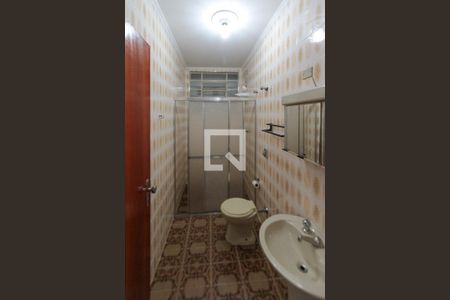 Casa à venda com 368m², 3 quartos e 2 vagasBanheiro