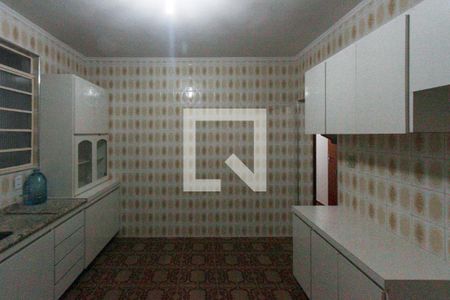 Casa à venda com 368m², 3 quartos e 2 vagasCozinha