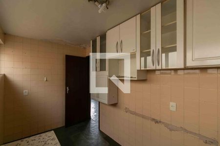 Casa à venda com 399m², 4 quartos e 3 vagasCozinha