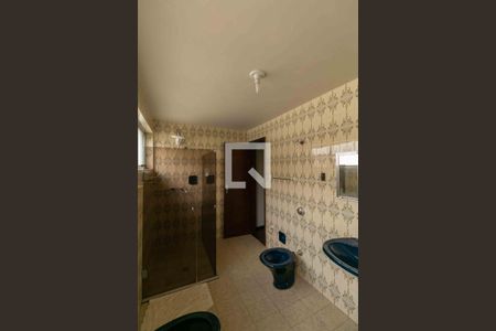 Casa à venda com 399m², 4 quartos e 3 vagasBanheiro Social 1