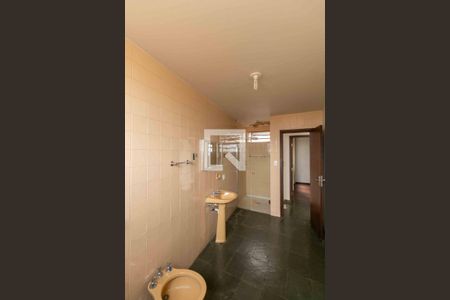 Casa à venda com 399m², 4 quartos e 3 vagasBanheiro Social 2