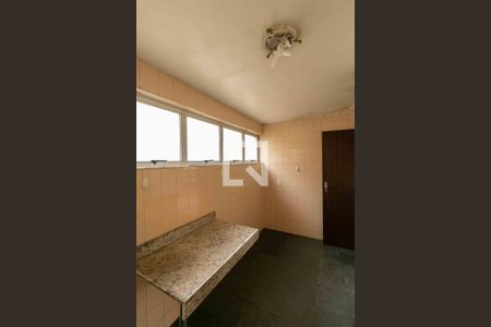 Casa à venda com 399m², 4 quartos e 3 vagasCozinha