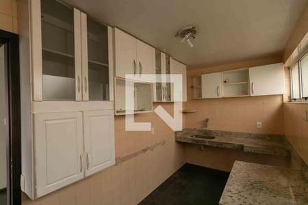 Casa à venda com 399m², 4 quartos e 3 vagasCozinha