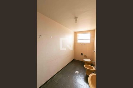 Casa à venda com 399m², 4 quartos e 3 vagasBanheiro Social 2