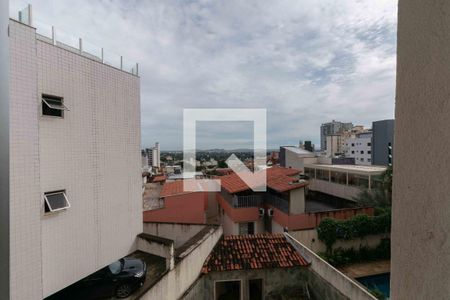 Casa à venda com 399m², 4 quartos e 3 vagasVista Quarto 2