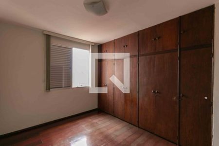 Casa à venda com 399m², 4 quartos e 3 vagasQuarto 2