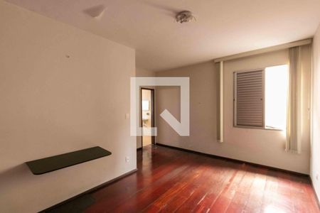 Casa à venda com 399m², 4 quartos e 3 vagasQuarto 4 Suite