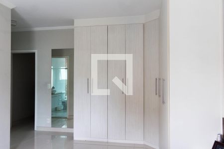 Casa à venda com 150m², 3 quartos e 4 vagas Casa à venda com 150m², 3 quartos e 4 vagasSuíte 3