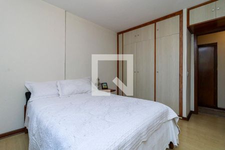 Apartamento à venda com 181m², 4 quartos e 2 vagasQuarto 3