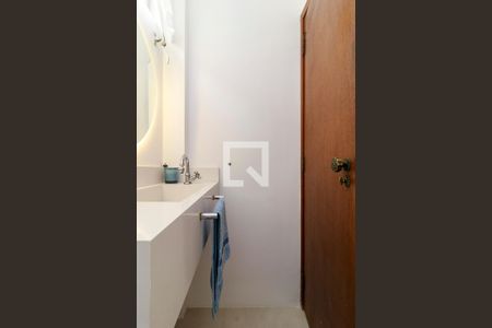 Apartamento à venda com 181m², 4 quartos e 2 vagasLavabo